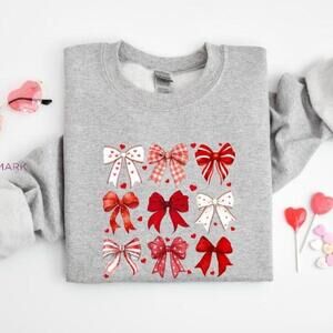Coquette Valentine Heart Bow Retro Aesthetic Crewneck Sweatshirt